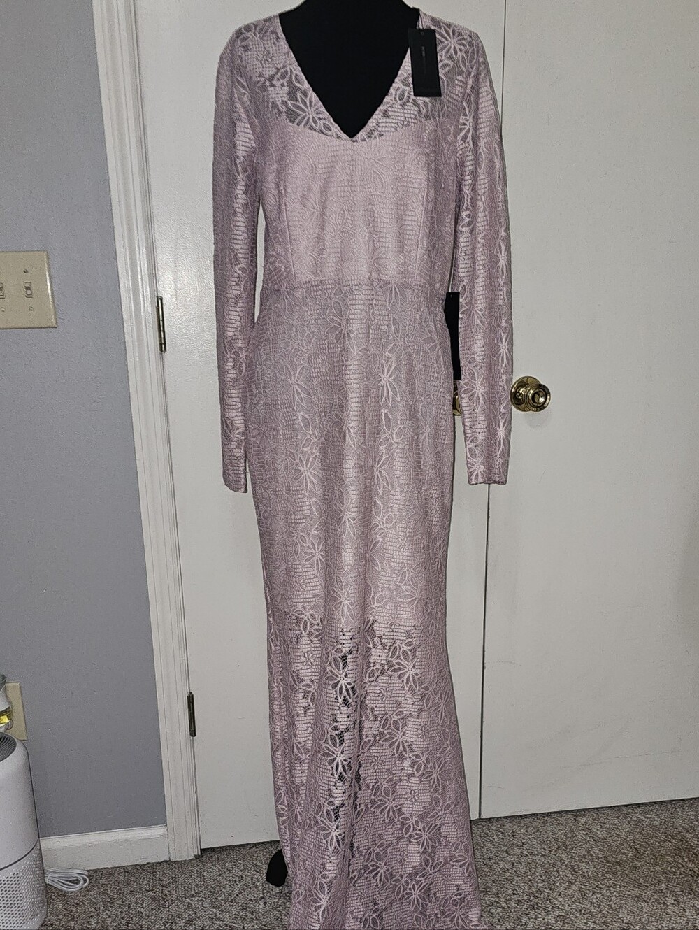 BCBGMaxAzria Baroque Dusty Lavender Lace Maxi Dress SZ 10